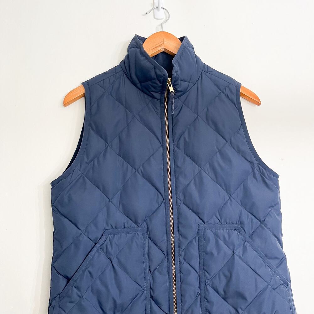 J Crew Women's Quilted Down Vest Sz S Navy Blue Full Zip Pockets Basic Outdoor - Picture 4 of 11